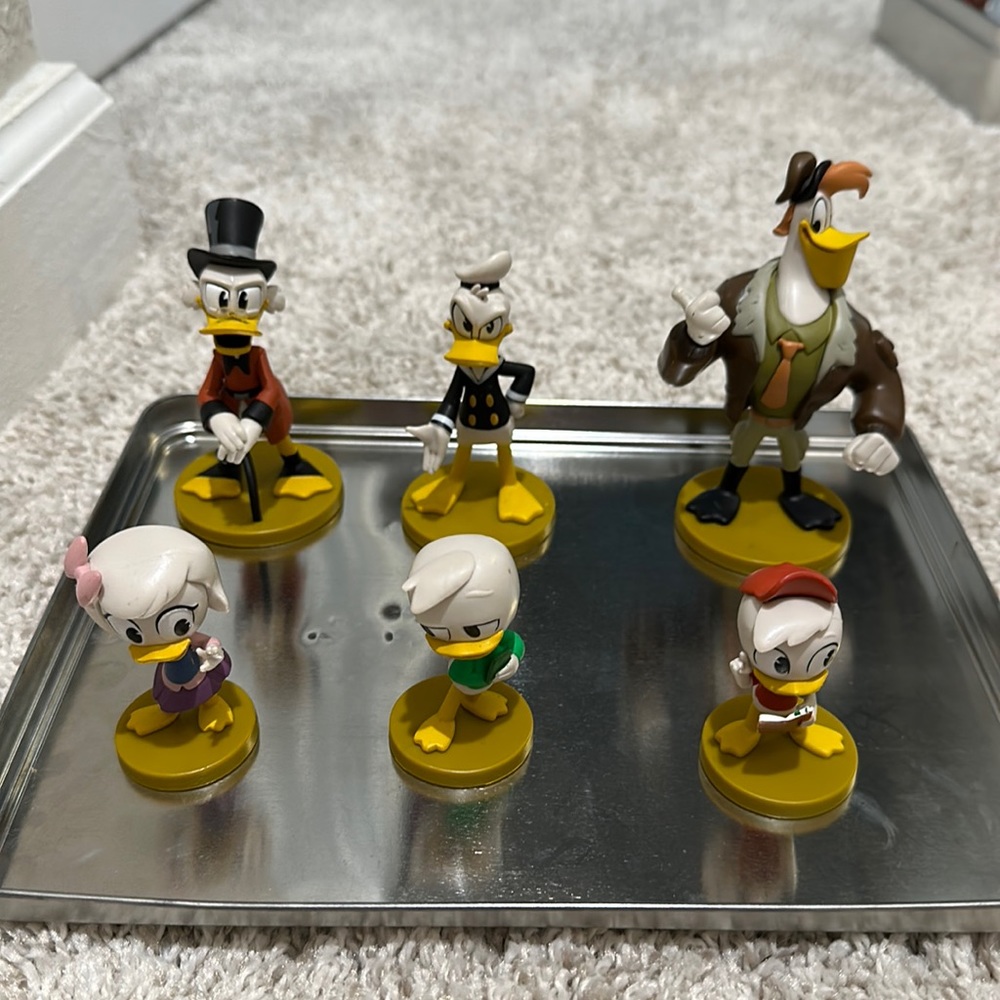 Walt Disney’s DisneyWorld Duck Tales 6 pc figurines.